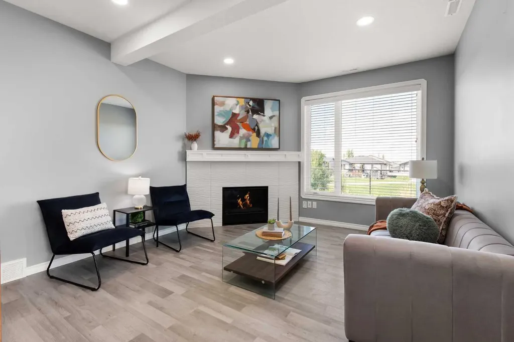 220 Sierra Road SW Medicine Hat AB T1B4Y6