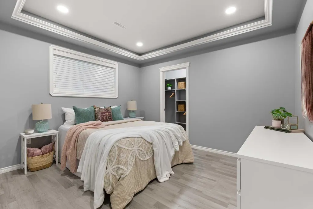 220 Sierra Road SW Medicine Hat AB T1B4Y6