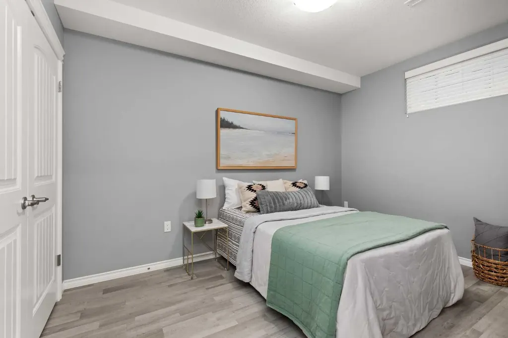220 Sierra Road SW Medicine Hat AB T1B4Y6