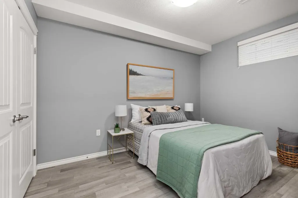 220 Sierra Road SW Medicine Hat AB T1B4Y6
