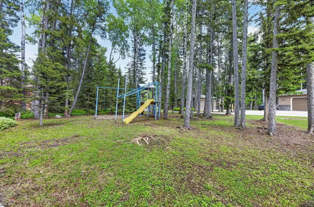 5241 Township Road 325 A Rural Mountain View County AB T0M 1X0