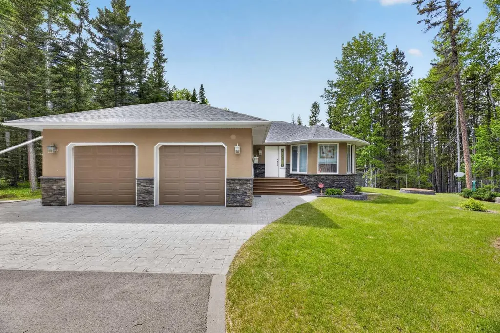 5241 Township Road 325 A Rural Mountain View County AB T0M 1X0