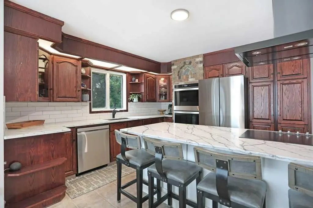 648 2nd Street E Brooks AB T1R 0M9