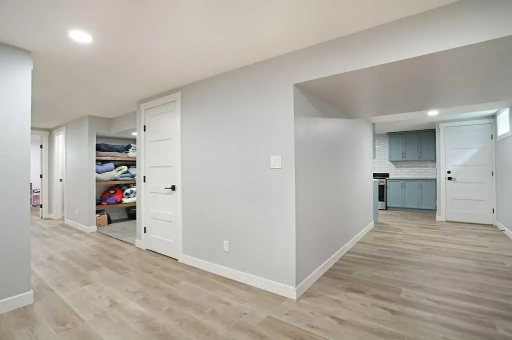 648 2nd Street E Brooks AB T1R 0M9