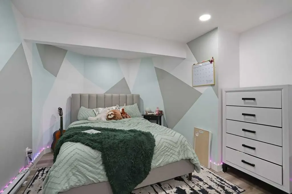 648 2nd Street E Brooks AB T1R 0M9