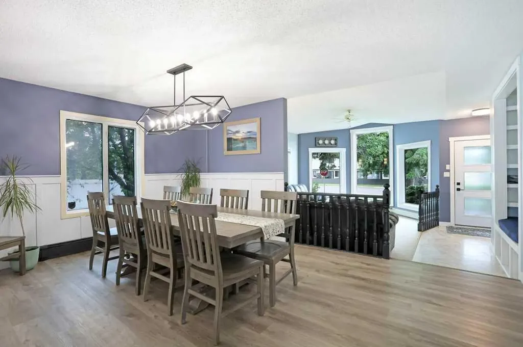 648 2nd Street E Brooks AB T1R 0M9
