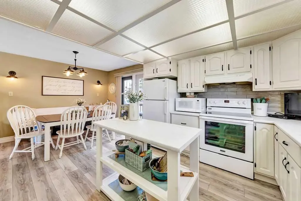 4501 53 Street Dewberry AB T0B 1G0