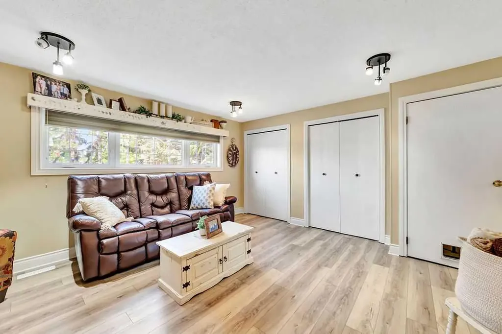 4501 53 Street Dewberry AB T0B 1G0