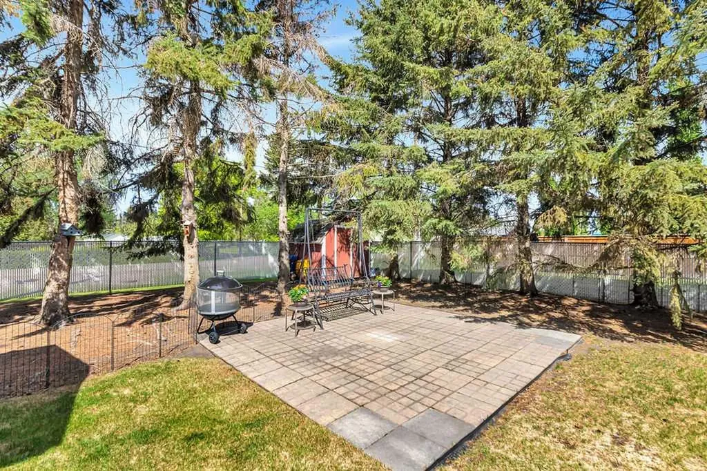 4501 53 Street Dewberry AB T0B 1G0