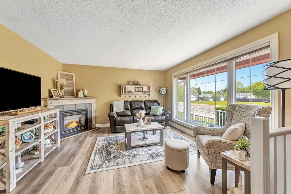 4501 53 Street Dewberry AB T0B 1G0