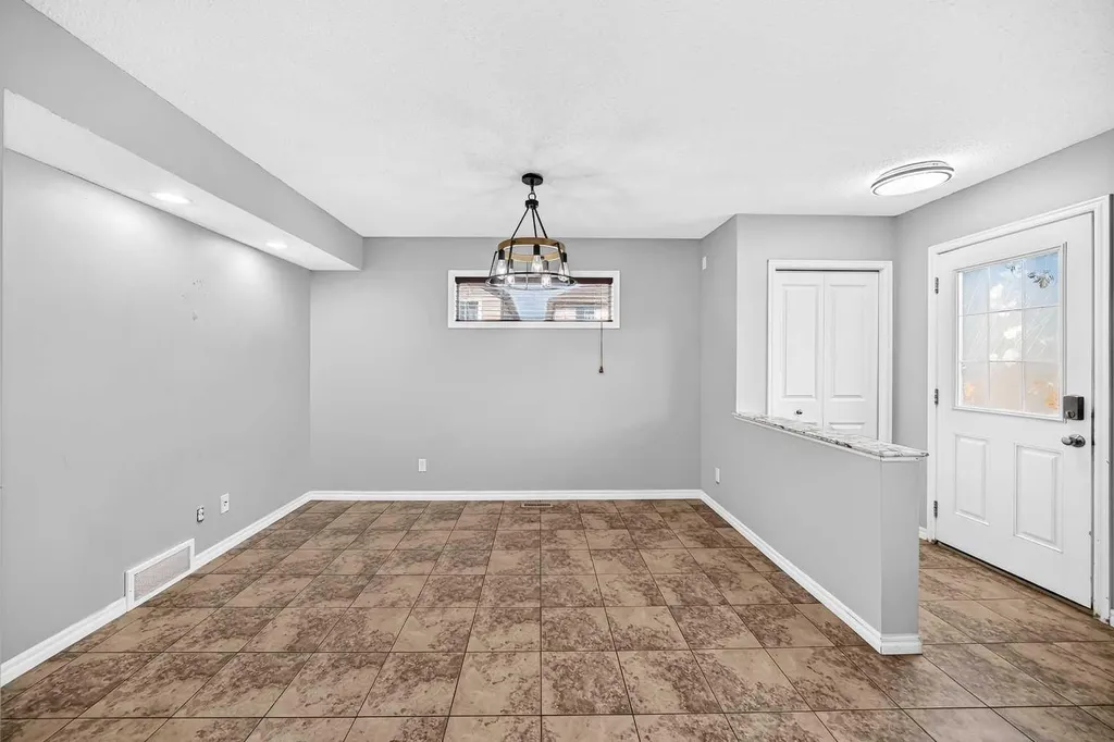 16 Skyview Springs Road NE Calgary AB T3N 0C6