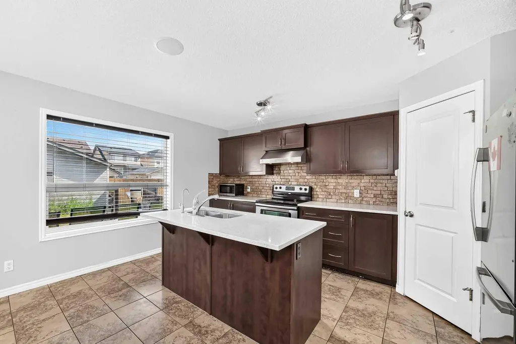 16 Skyview Springs Road NE Calgary AB T3N 0C6