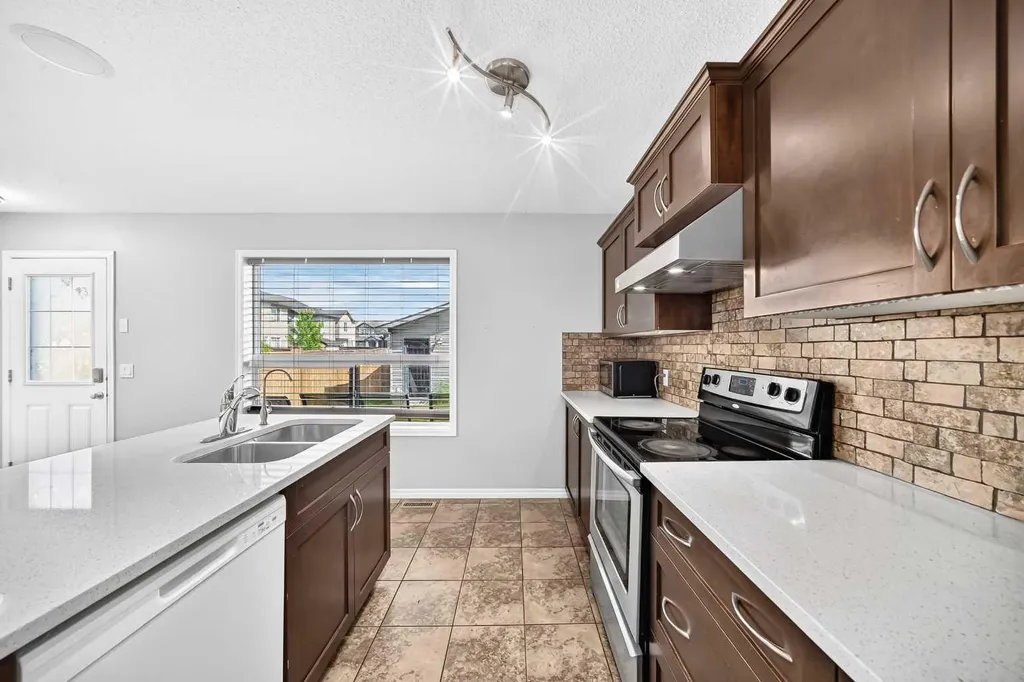 16 Skyview Springs Road NE Calgary AB T3N 0C6