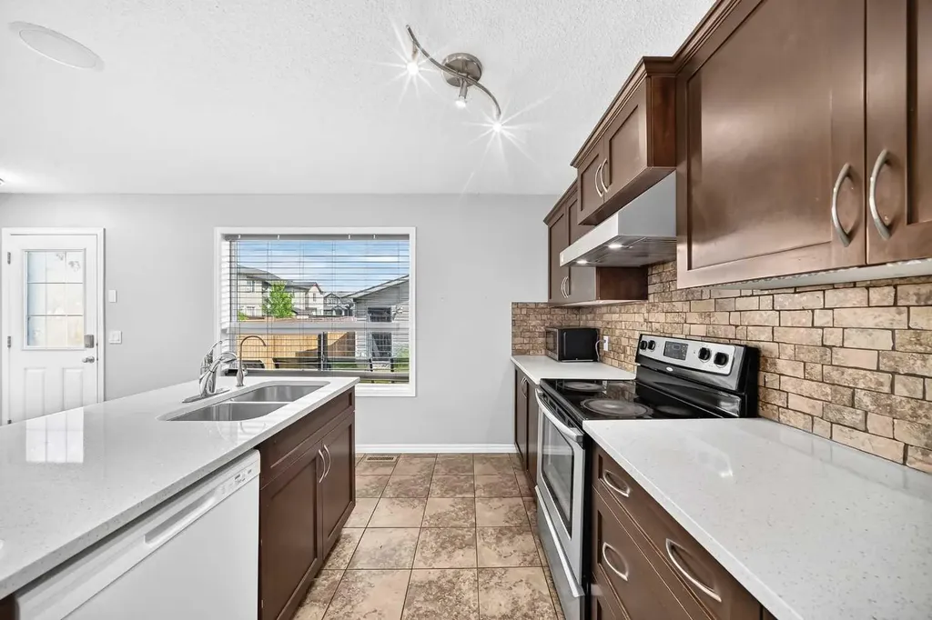 16 Skyview Springs Road NE Calgary AB T3N 0C6
