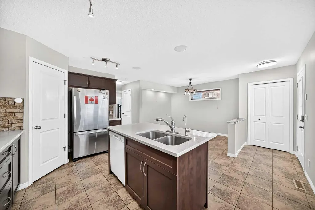 16 Skyview Springs Road NE Calgary AB T3N 0C6