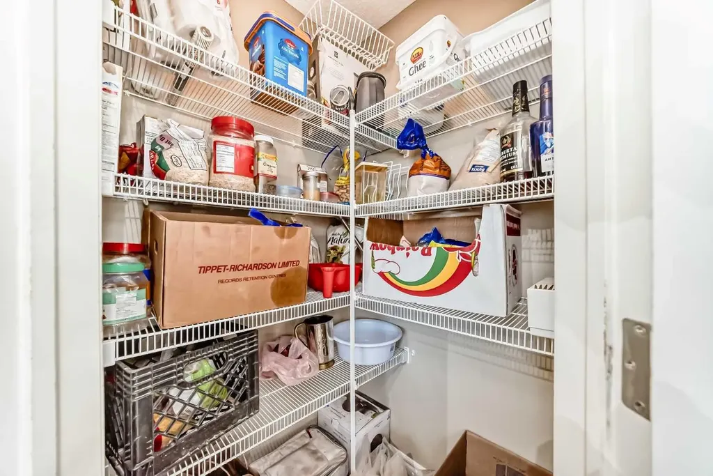 16 Skyview Springs Road NE Calgary AB T3N 0C6