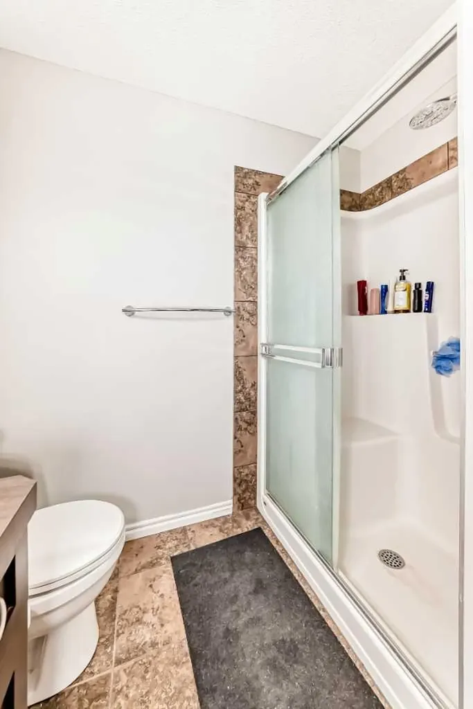 16 Skyview Springs Road NE Calgary AB T3N 0C6