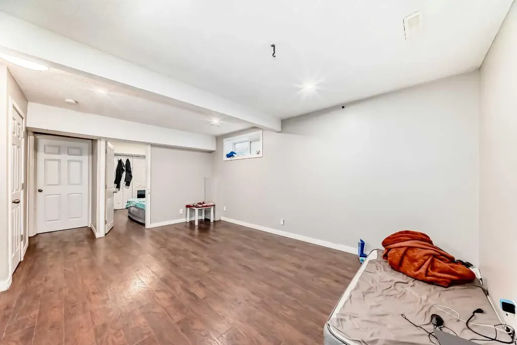 16 Skyview Springs Road NE Calgary AB T3N 0C6
