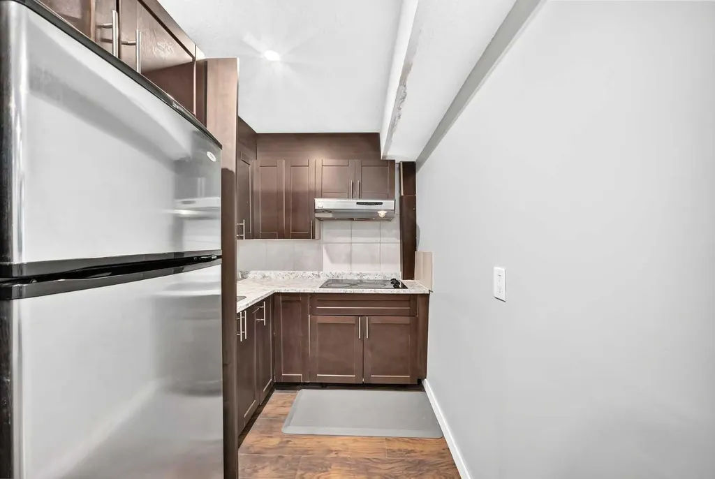 16 Skyview Springs Road NE Calgary AB T3N 0C6