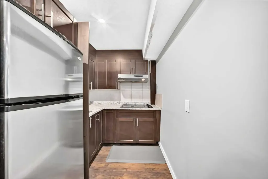 16 Skyview Springs Road NE Calgary AB T3N 0C6