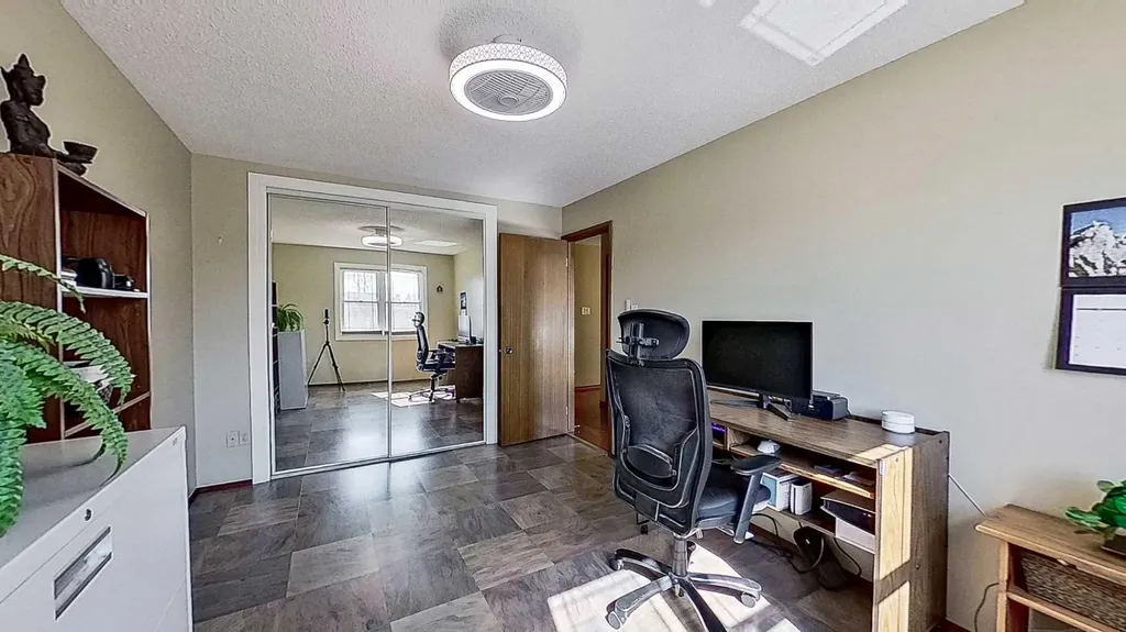5803 Dalgleish Road NW Calgary AB T3A 1K4