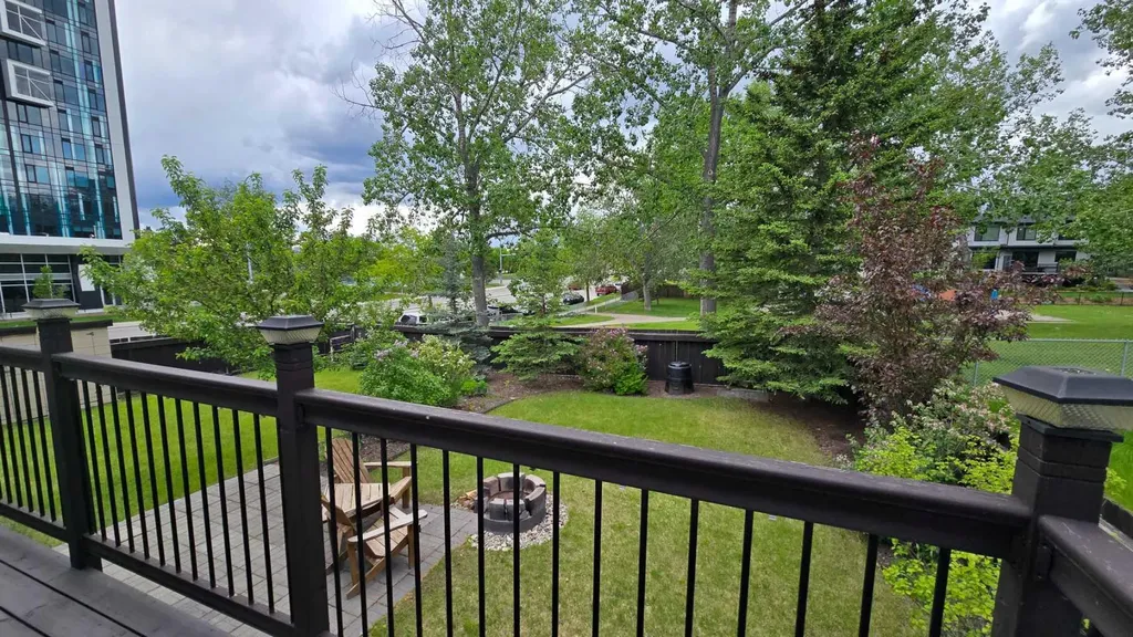 5803 Dalgleish Road NW Calgary AB T3A 1K4
