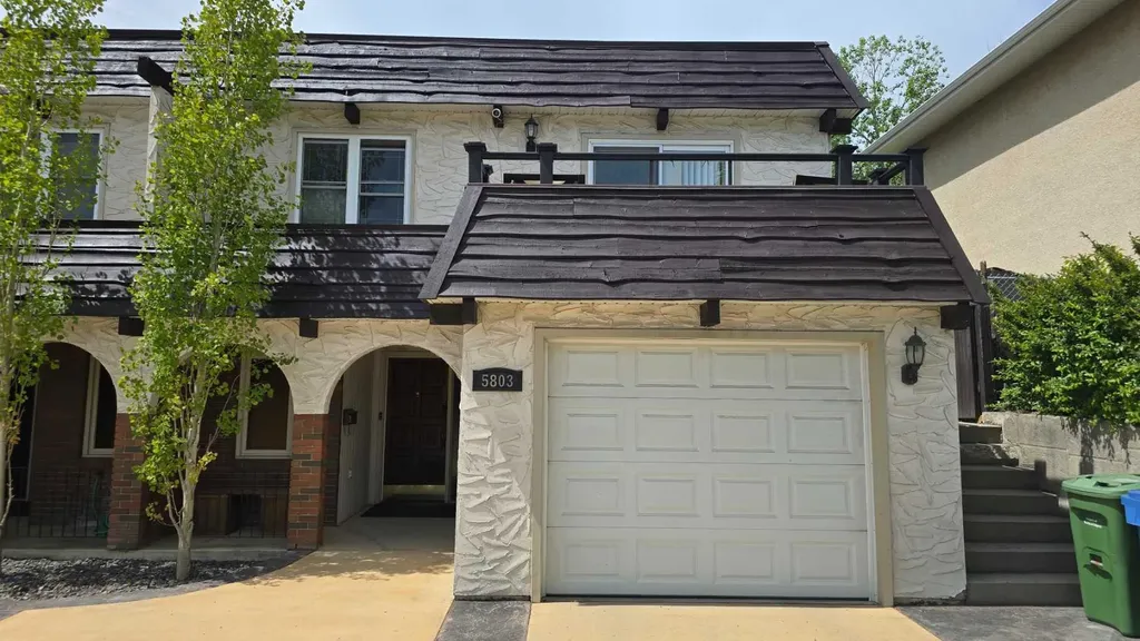 5803 Dalgleish Road NW Calgary AB T3A 1K4