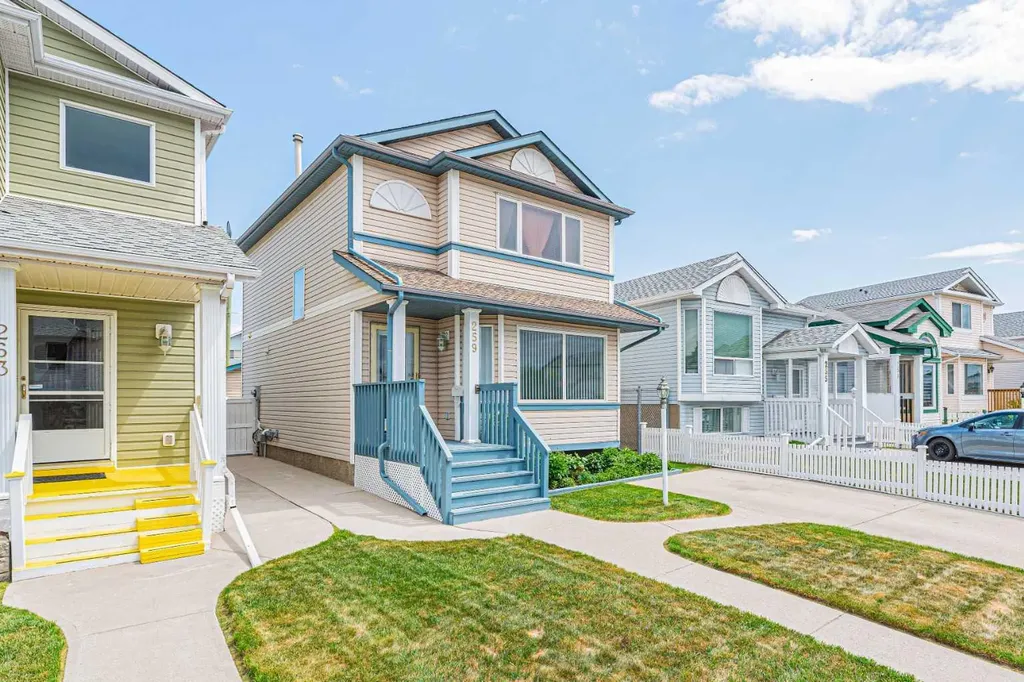 259 Carmel Close NE Calgary AB T1Y 6Y4