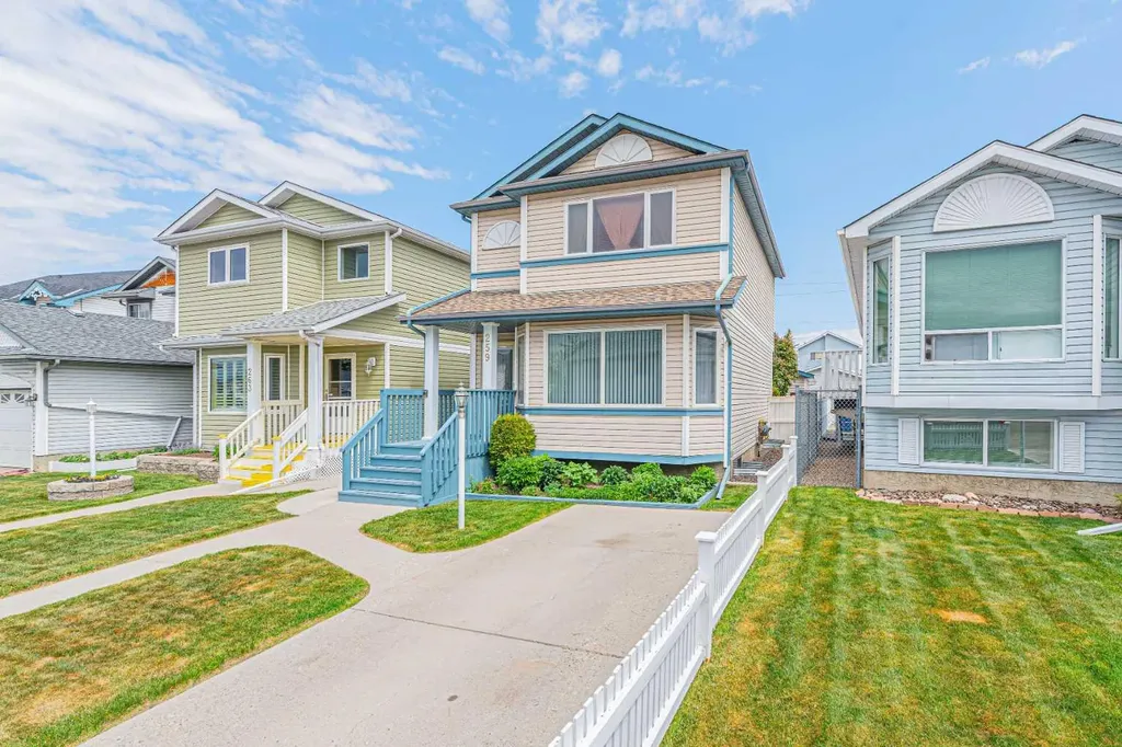 259 Carmel Close NE Calgary AB T1Y 6Y4