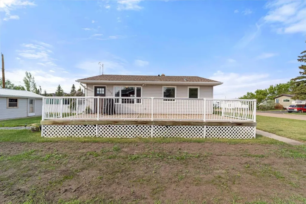 5302 49 Street Daysland AB T0B1A0