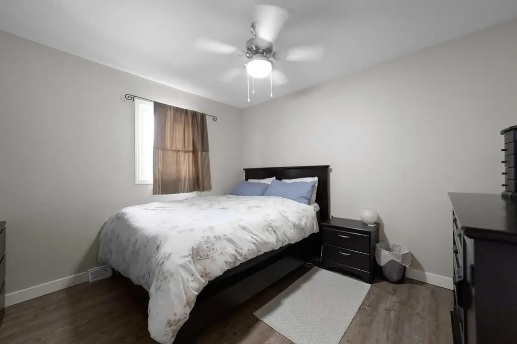 5302 49 Street Daysland AB T0B1A0