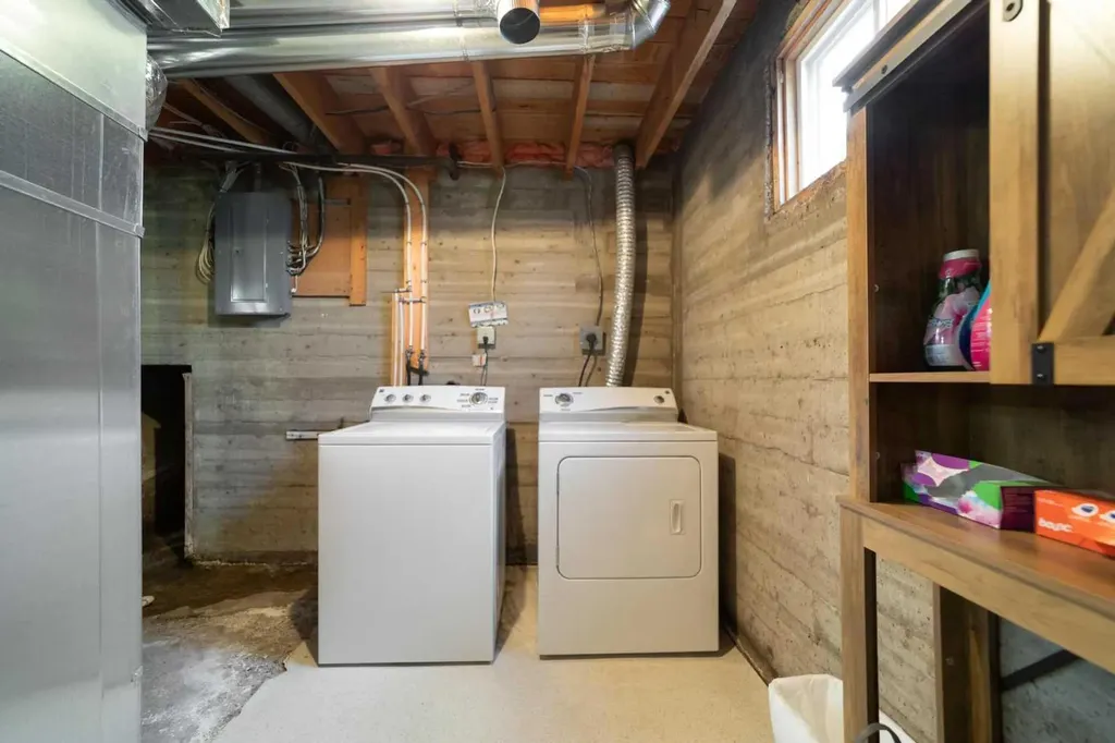 5302 49 Street Daysland AB T0B1A0