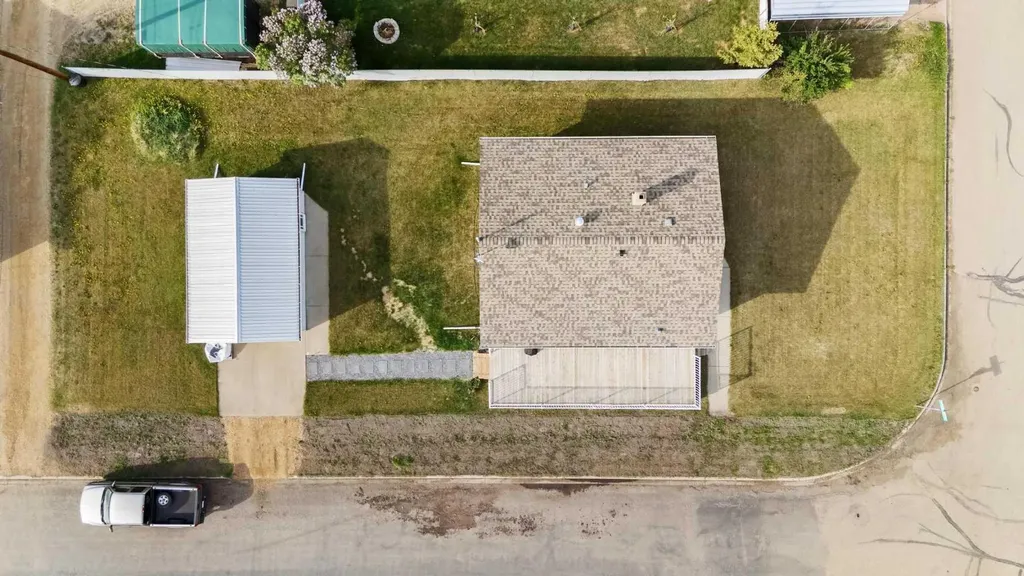 5302 49 Street Daysland AB T0B1A0