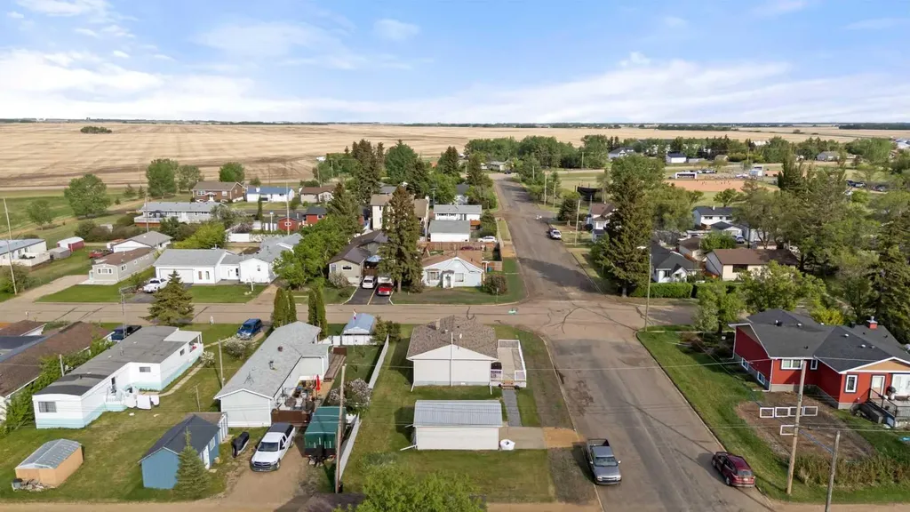 5302 49 Street Daysland AB T0B1A0