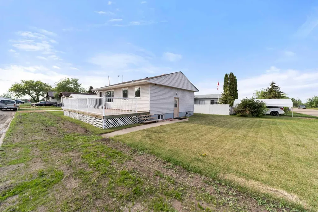 5302 49 Street Daysland AB T0B1A0