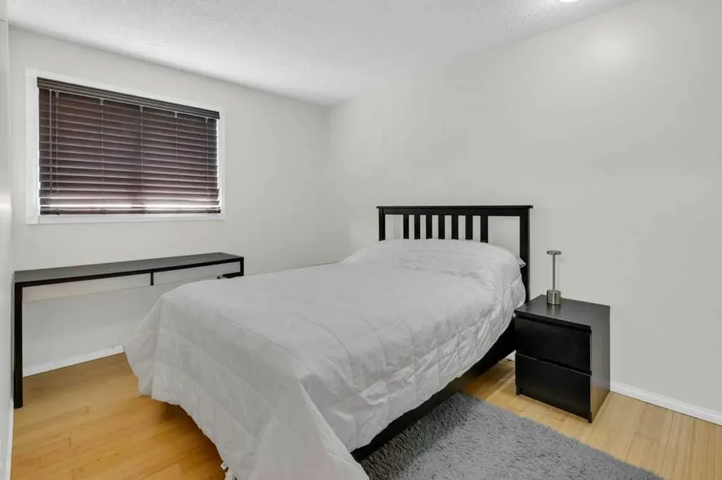 120 Alpine Crescent SE Airdrie AB T4B 1L5