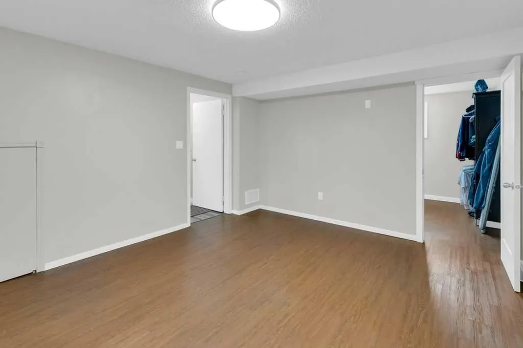 120 Alpine Crescent SE Airdrie AB T4B 1L5