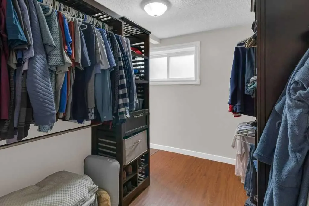 120 Alpine Crescent SE Airdrie AB T4B 1L5
