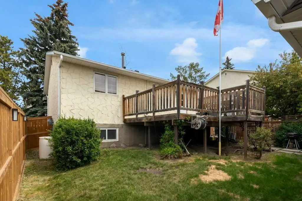 120 Alpine Crescent SE Airdrie AB T4B 1L5