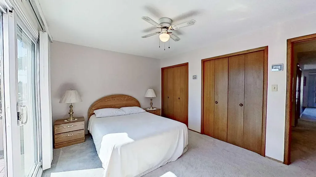 5801 Dalgleish Road NW Calgary AB T3A 1K4