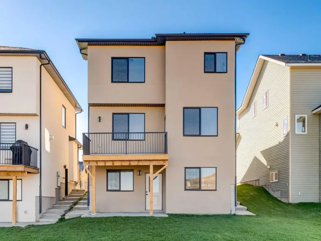 1176 Iron Ridge Avenue Crossfield AB T0M0S0