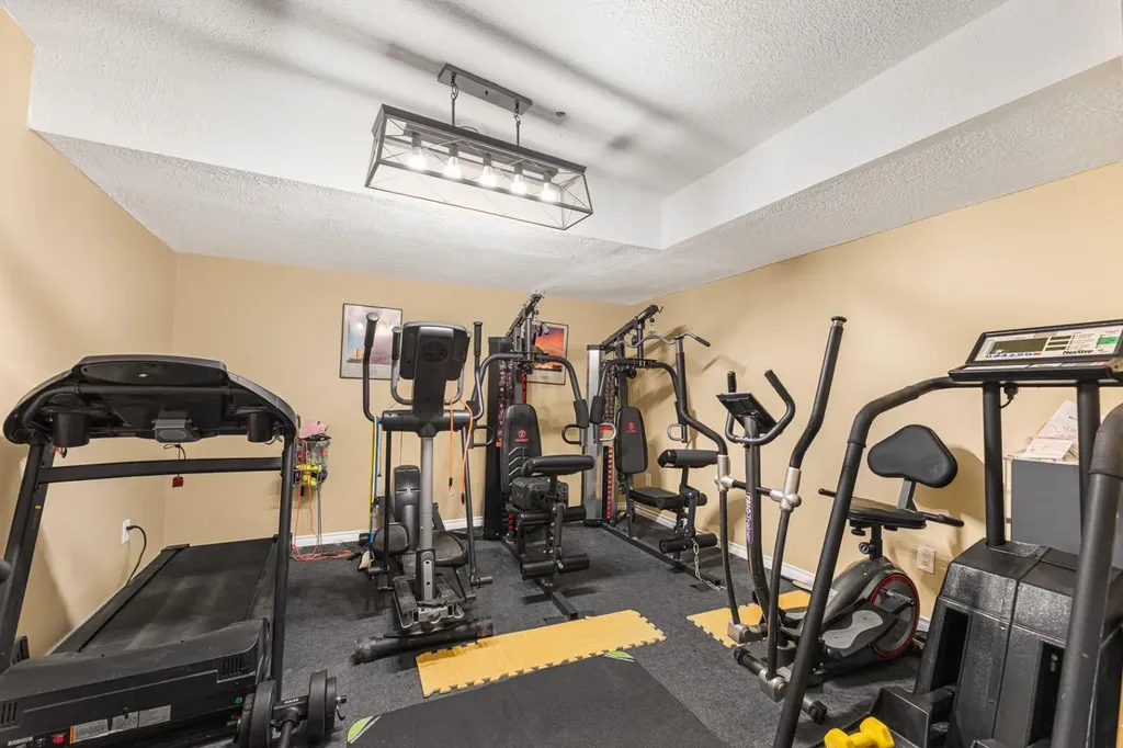 434072 Clear Mountain Drive E Rural Foothills County AB T1S1A1