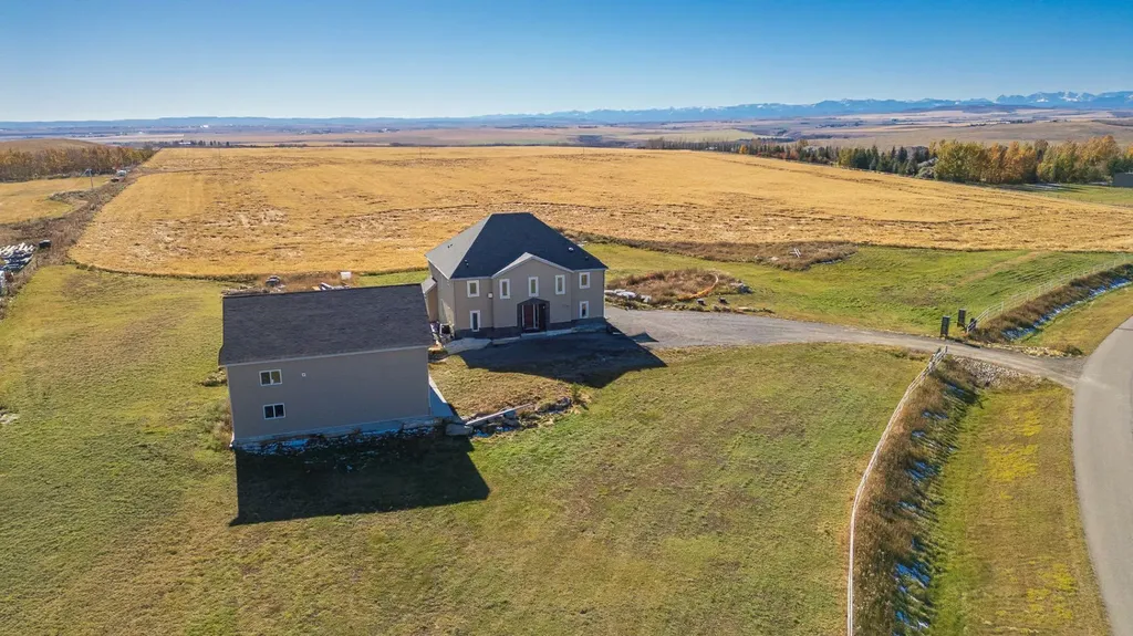 434072 Clear Mountain Drive E Rural Foothills County AB T1S1A1