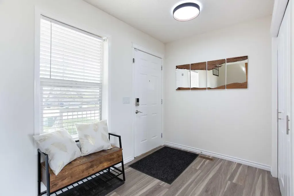 514 Stonegate Road NW Airdrie AB T4B3A1