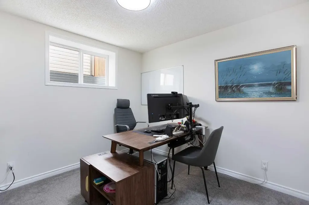 514 Stonegate Road NW Airdrie AB T4B3A1