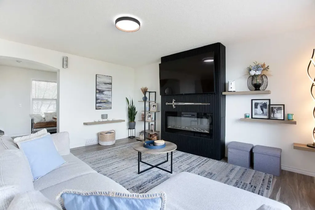 514 Stonegate Road NW Airdrie AB T4B3A1