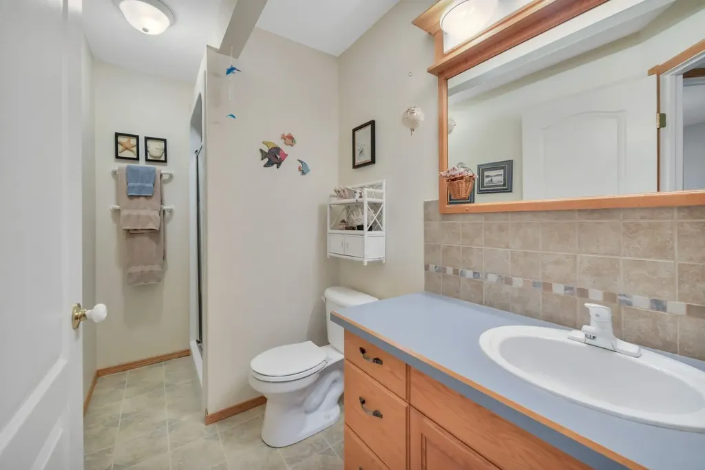 9 Creek Road Rural Ponoka County AB T4J 1R3