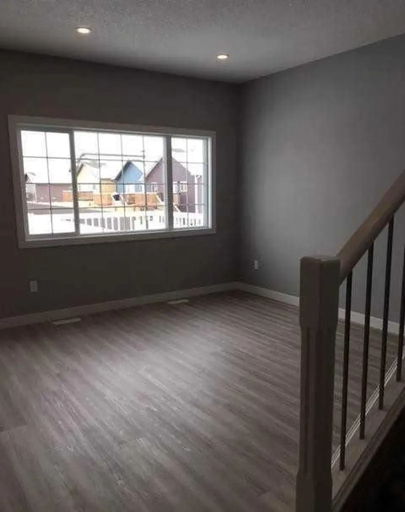 10602 114b Street Grande Prairie AB T8V 6M2
