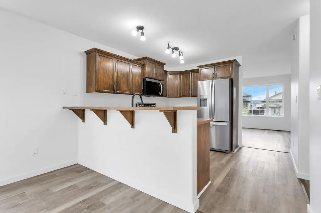 5807 44 Avenue Rocky Mountain House AB T4T 0A1