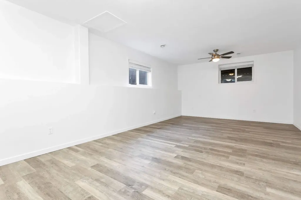 5807 44 Avenue Rocky Mountain House AB T4T 0A1